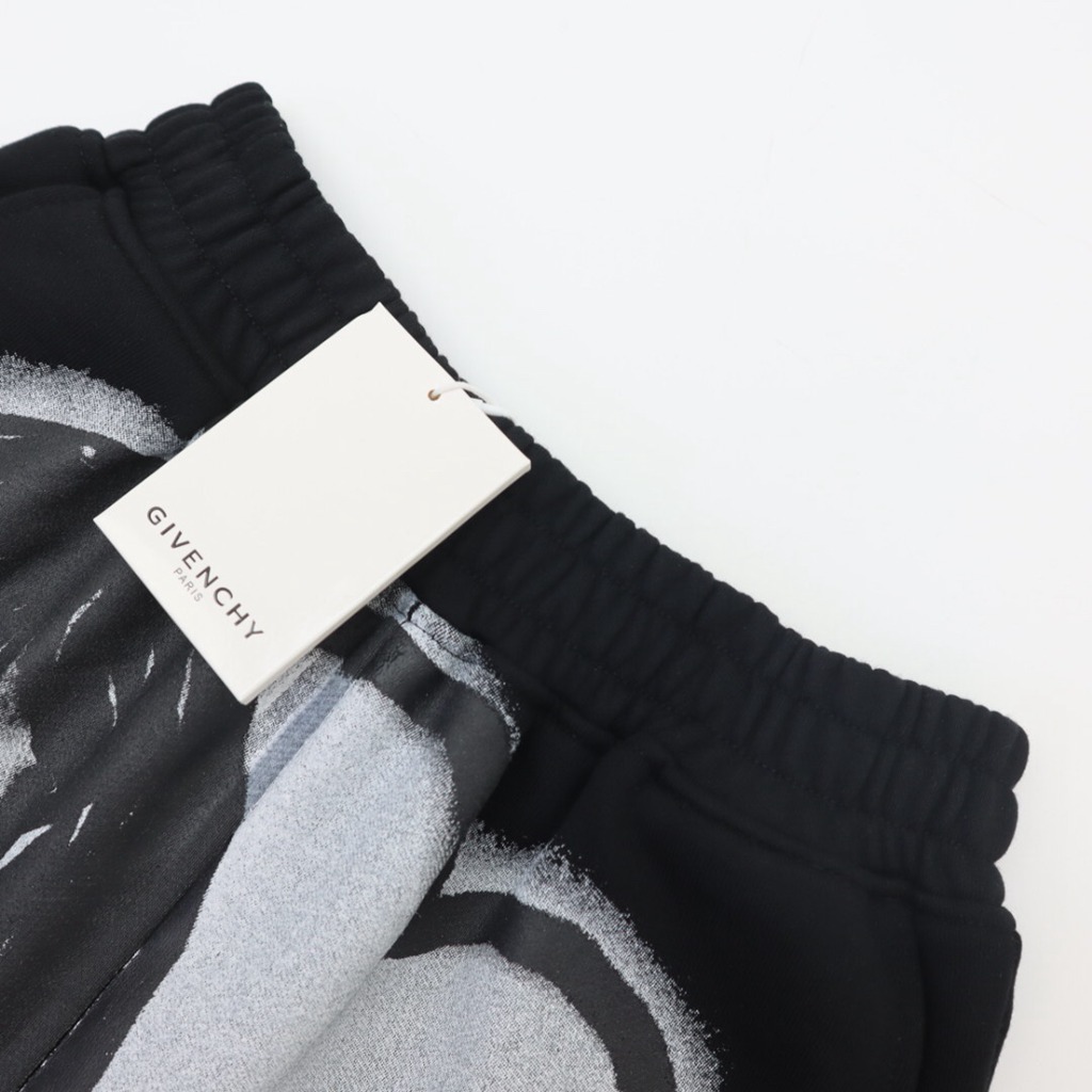 Givench* shorts